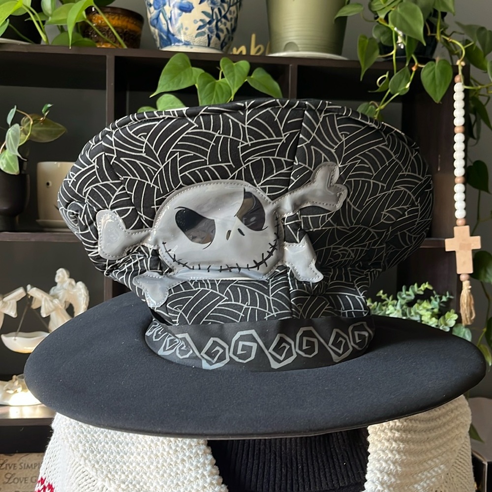 Disney Nightmare Before Christmas Top Hat - Picture 1 of 4